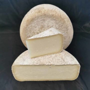 Tomme de brebis bio Menez Du